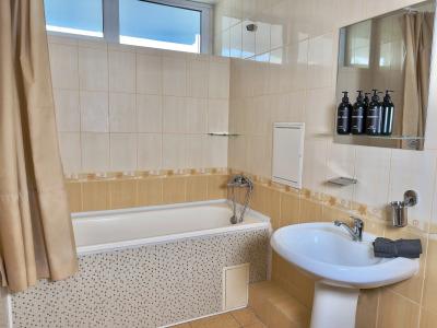 Golubaya Volna Sanatorium - 55