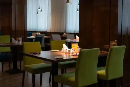 Holiday Inn Aktau, IHG - 7