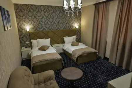 Welcome Inn - 1