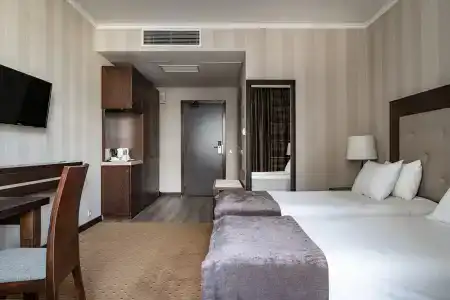 Petro Palace - 47