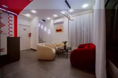 The House - 15