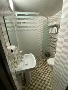 Tourist Inn - 8