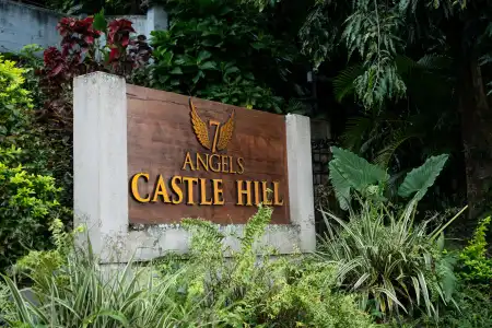 Castle Hill Bungalow Boutique - 3
