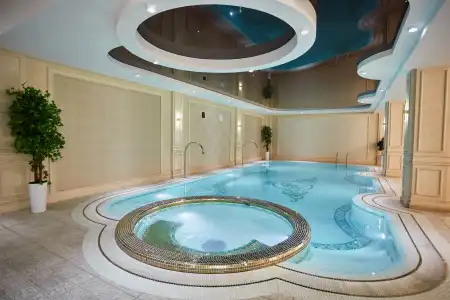 Royal - 8
