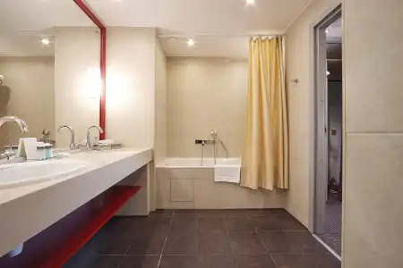 Ramada By Wyndham Yekaterinburg & Spa - 86