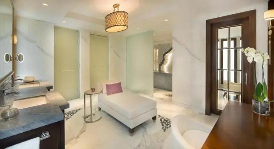 The Ritz-Carlton, - 2