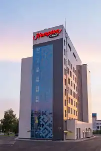 Hampton by Hilton - 2