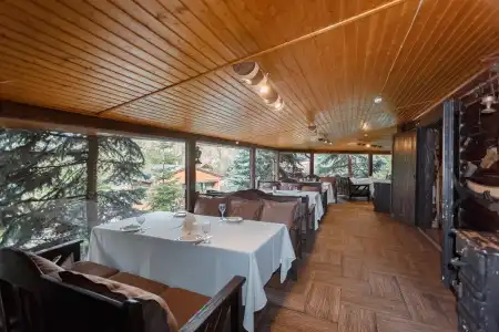 Poiana Bradului Complexier & Restaurant Resort - 6