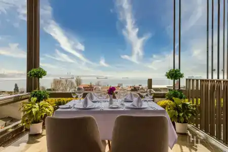 Amiral Palace Boutique Class & Spa - 12