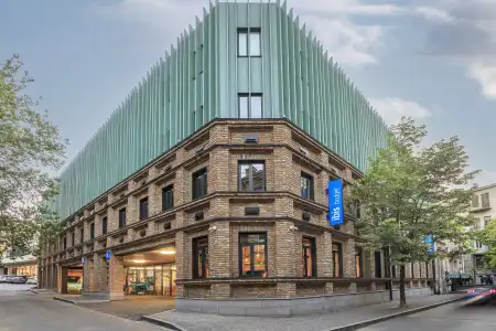 Ibis Budget Center - 7