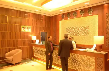 Nejoum Al Emarate - 15