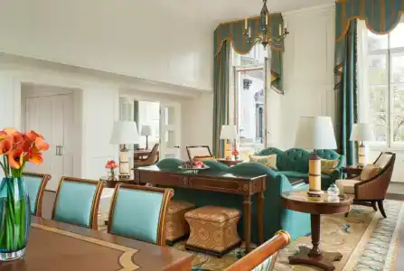 Four Seasons Lion Palace - 166