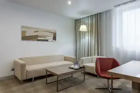 Novotel Ekaterinburg Tsentr - 79