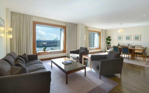 Canary Riverside Plaza - 35