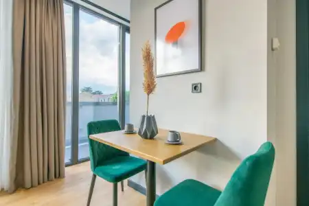 Gratus Aparthotel - 127