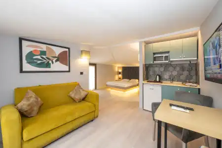 Cirrus Suites - 25