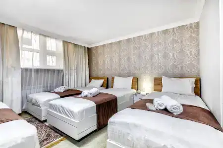 Bed & Breakfast Capital - 79