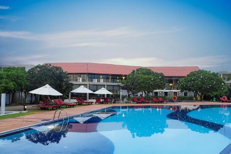 The Calm Resort & Spa - 4