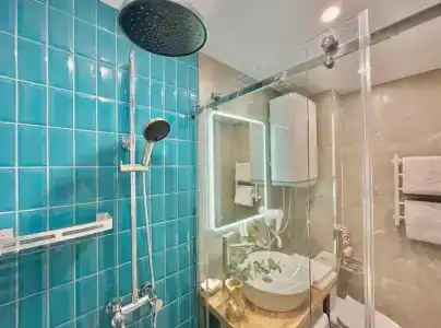 Travelto Petrovskiy Park - 74