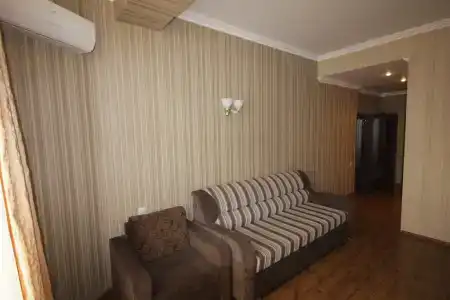 Maestro Guest House - 40