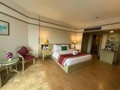 Cholchan Pattaya Beach Resort - 21
