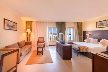 Crowne Plaza Antalya - 58
