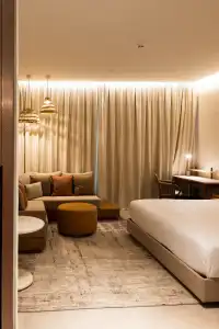 ERTH Abu Dhabi - 13
