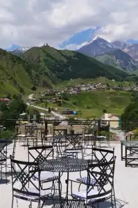 Mount Inn Kazbegi - 8