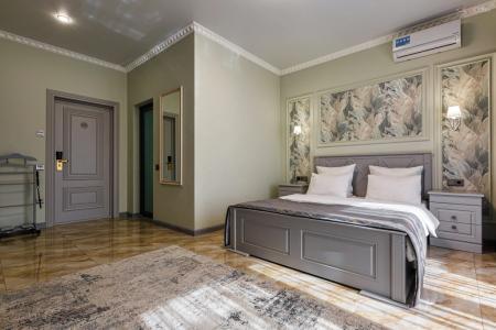 Nochnoy Kvartal - 182