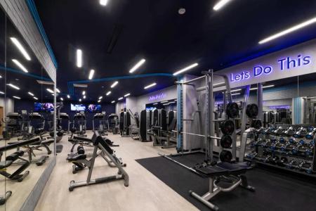 Ramada & Suites by Wyndham - 27