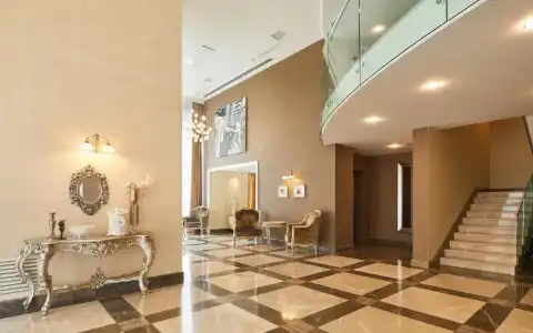 Gallery Palace - 19