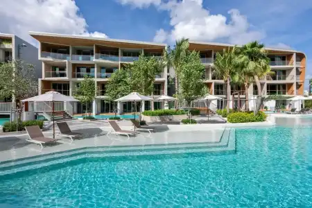 Wyndham Grand Nai Harn Beach Phuket - 3