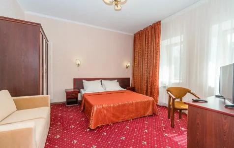 Gostinitsa Zastava - 80