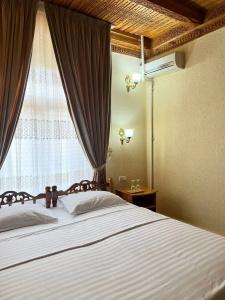 Caravan Serail - 5