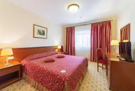 Grand Valentina - 39