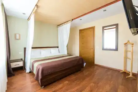 Vorob'evyi Goryi - 84