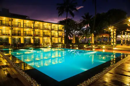Camelot Beach - 14