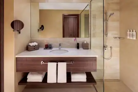 Avani + Palm View Dubai & Suites - 21