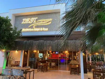 Zest Exclusive and Spa Resort - 5