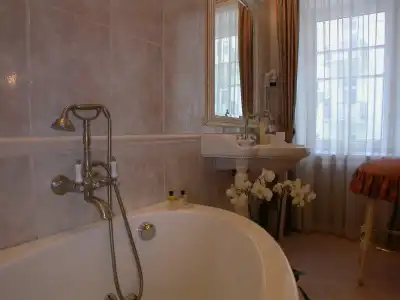Vozdvyzhensky Boutique-Hotel - 158