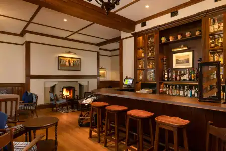 The Hill Club - 11