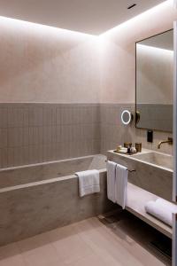ERTH Abu Dhabi - 6