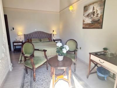 Sofia Boutique 9 - 141