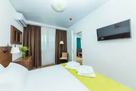 Sea Breeze Resort - 4