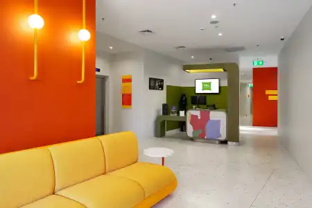 Ibis Styles Old - 6