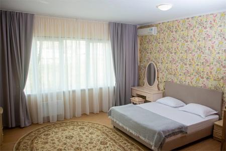 Ozero Divnoe Park-Hotel - 93