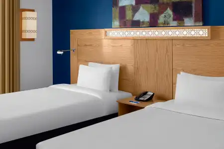 Holiday Inn Express Airport, an IHG - 35