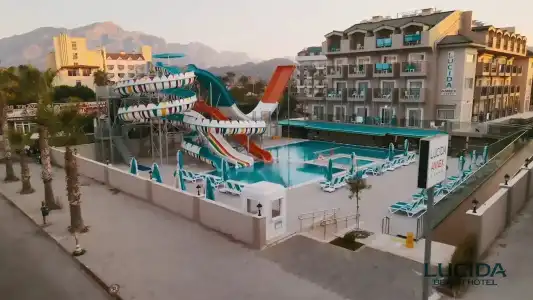 Lucida Beach - 51