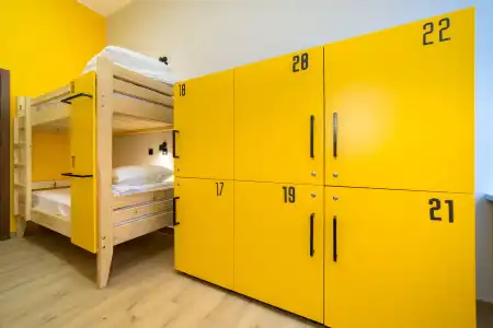 Bee Station - Hostel - 28