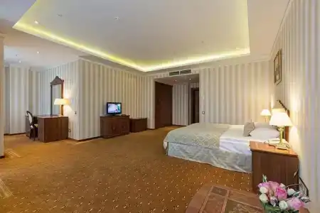 Royal Spa & Wellness - 57